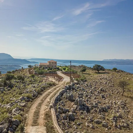 Aquila Dhrépanos